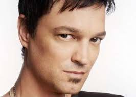 Paula Abdul and boyfriend Jeff Bratton call their relationship quits