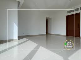 Move into this renovated 2 bed, 1 bath apartment in great location in bushwick. Burj Khalifa View Huge Apt Motivated Seller La Capitale Real Estate