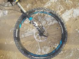 Descubra a melhor forma de comprar online. Un Alambre Colocado En Una Senda Provoca Un Accidente De Bicicleta En Calatayud Radio Zaragoza Cadena Ser
