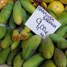 Fruit Passion Banane A Madere Madere Fruit De La Passion Banane