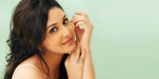 Celebrities with last name: Sandhu