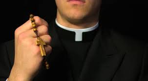 Non ci sono momenti più adatti di altri per dialogare con dio, sottolinea, ogni momento e tutto diventa. Monito Di Papa Francesco Durante L Omelia Di Oggi Per Il Vescovo La Preghiera E Il Primo Compito Next Stop Reggio