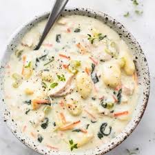 Easy Olive Garden Chicken Gnocchi Soup Recipe Lecremedelacrumb Com In 2021 Chicken Gnocchi Soup Olive Garden Olive Garden Chicken Gnocchi Chicken Gnocchi Soup