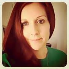 Monique Summers's Instagram, Twitter & Facebook