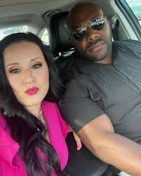 Donna Rayborn's Instagram, Twitter & Facebook