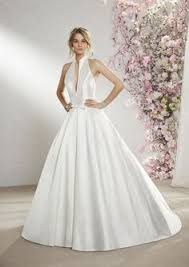 Check spelling or type a new query. 47 Brautkleider Prinzessinen Ideen In 2021 Brautkleid Prinzessin Hochzeitskleider Prinzessin Brautmode