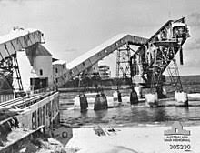 Die koralleninsel ist von ovaler form und hat einen umfang von 19 km. Nauru Wikipedia