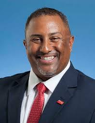 Teacher defends parents' right to question East End school changes