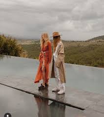 Jessica Mercedes Jemerced Lookbook Fashion Raincoat Jessica