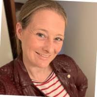 Elizabeth Urick's Instagram, Twitter & Facebook