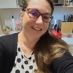 Jill Broome's Instagram, Twitter & Facebook