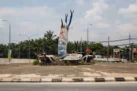 Fiszkoteka, your checked malaysian english dictionary! File Beaufort Sabah Udang Galah Roundabout 01 Jpg Wikimedia Commons