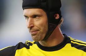 El agente de Peter Cech le ofrece al Madrid: » El Madrid es una opción»