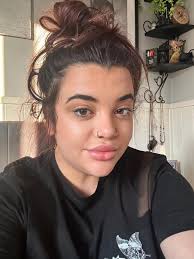 Hi I'm Cara and I'm from the UK. I'm a 30 year old wife and mom of 2 girls.  I am disabled so gaming is my escpape. I'll pretty much play anything