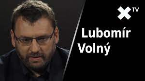 Policie zadržela poslance volného, nechtěl si nasadit roušku. Ct Je Prounijni Probruselska Protinarodni Proticeska A Protidemokraticka Rika Lubomir Volny Youtube