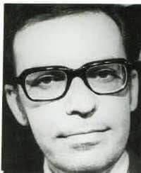 LIBRERÍA STUDIUM De la Revista OIGA # 177 del 3 de junio de 1966. En la  calle Amargura estaba ubicada una de las libfrerías más importantes del  país. Su puerta de ingreso