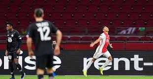 Young boys, nsame önderliğinde bir önceki turda leverkusen gibi bir devi elese de bu kez işlerinin zor olduğunu düşünüyorum. Ajax Will Meet Swiss Leader Young Boys In The Europa League Netherlands News Live