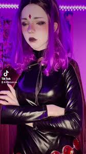 Bob Raven Cosplay: Teen Titans Alien Character