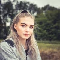 Karla Meadows's Instagram, Twitter & Facebook