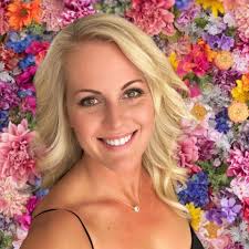 Laura Lynn (@lauralynnlullu) • Facebook