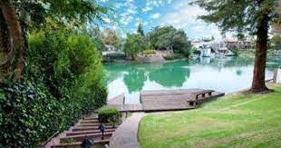 9920 Toluca Lake Ave Toluca Lake Ca 91602 Toluca Lake Lake Burbank
