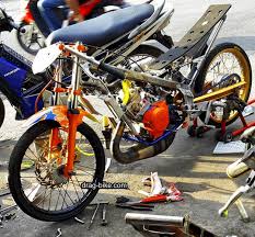 We would like to show you a description here but the site won't allow us. 35 Gambar Sepeda Motor Drag Race Terbagus Lingkar Png