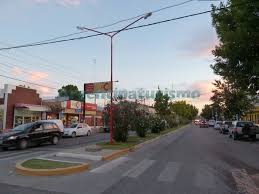 Situated in plottier, this cabin is within 20 mi (32 km) of portal patagonia mall, comahue golf club, and plaza de las. Fotos De Plottier Neuquen Imagenes Galeria Turismo Argentina