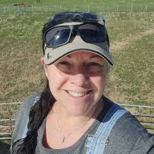 Pamela Branham's Instagram, Twitter & Facebook