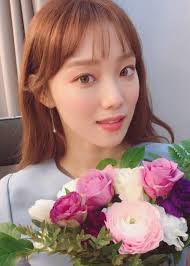 Each side provides a familiarity to themselves that fans appreciate and find comfort in. Lee Sung Kyung Height Weight Age Boyfriend Family Facts Biography