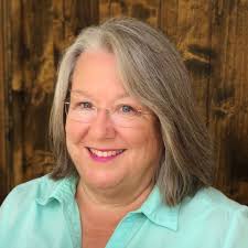 Calling all flute lovers! 🪈 Our very own Principal Flute, Martha Long,  gave a gorgeous performance of Mozart's Flute Concerto No. 2 in D major  last night at UMBC. We were so