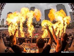 14,825,836 likes · 95,870 talking about this. Interview Martin Garrix Mischt Lollapalooza In Berlin Auf