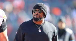 MIKE TOMLIN Warns His Players to Avoid Directly Visiting Flood Zones TEXAS, 300 "Extremely Dangerous" Prison Escapes Are No Joke...vannguyen