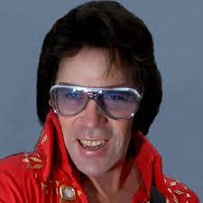 Elvis Simpson's Instagram, Twitter & Facebook