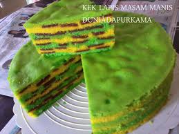 Tata ikan gurame dan fillet gorengnya dalam piring saji. Resepi Kek Lapis Asam Manis Mat Gebu Pawtaste Com