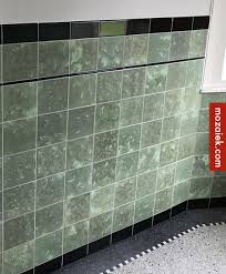 zwarte tegels met afgeronde bovenzijde zijn door mozaiek com geleverd dank voor de foto roosje tegels groene tegels zwarte metro tegels