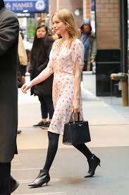 Bosworth was born in los angeles, california, and then raised in san francisco, california, the only child of patricia (née potter), a homemaker, and harold bosworth, a former executive for talbots. Http Celebmafia Com Wp Content Uploads 2018 03 Kate Bosworth Leaving Her Hotel In N Kate Moss Street Style Celebrity Style Inspiration Celebrity Street Style