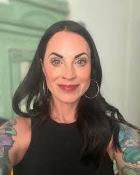 Erin Tabatcher-Rader (@erinrader_beautybod) • Instagram photos and videos