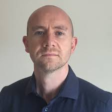 How two sports teams tell their performance stories