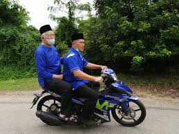 Sudah berhasil diselesaikan yang gelombang pertama itu lebih lanjut hasto mengatakan, calon yang diusung di solo akan diumumkan bersamaan dengan calon kepala daerah bali dan kota. Prk Chini Pahang Tetap Sokong Barisan Nasional Pahang Media