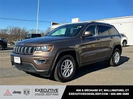 Image result for Walnut Brown 2018 Grand Cherokee
