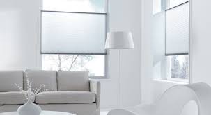 4 Amazing Clever Hacks Diy Blinds Ideas Wooden Blinds Bedroom Paint Vertical Blinds Paint Verti Living Room Blinds Curtains With Blinds Vertical Window Blinds
