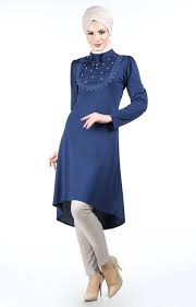 Gogsu Gupurlu Tunik Modelleri Basortusu Modasi Moda Stilleri Giyim