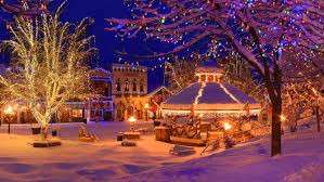 Here Are The Top 10 Christmas Towns In Washington They Re Magical Christmas Town Christmas Destinations Leavenworth Washington