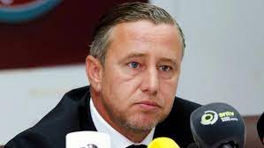 Cei doi au împreună un copil, pe laurențiu reghecampf junior, născut în august 2008. Al Wahda Sack Manager Laurentiu Reghecampf Days After Al Jazira Defeat The National