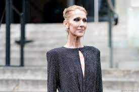 Céline marie claudette dion is a canadian singer and businesswoman, considered to be one of the stay up to date with the céline dion 2020 ticket alert for the next concerts on céline dion's tour. Celine Dion Schock Foto Fans In Grosser Sorge