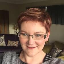 Susan Mckone's Instagram, Twitter & Facebook