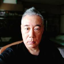 こんな写真をインスタにアップしたら即削除されました 他人に迷惑を及ぼす写真を大量にアップしたとのことです… 桜の花も泣いています😭