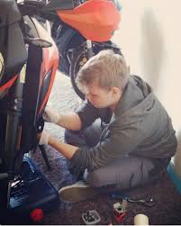 I also list all the service activities that go along with. Oil Change New Tires On My 690 Duke R Ktm 690 Duke On Motoridersuniverse Com