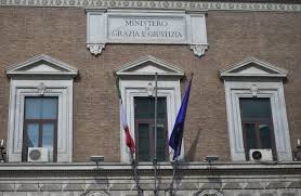 Il ministero della giustizia ha pubblicato il bando esame avvocato 2016, ed il termine per l'iscrizione è l'11 novembre. Nuovo Concorso Per Piu Di Duemila Diplomati Al Ministero Della Giustizia Proiezioni Di Borsa