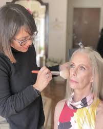 Maria valenzuela | aurora, illinois, united states | administrative assistant / english and spanish speaker | extensive experience in administrative support to management, customer service and. Maria Valenzuela Sorprendio Con Un Cambio De Look Y En La Mesa De Mirtha Legrand Conto El Motivo Eltrece